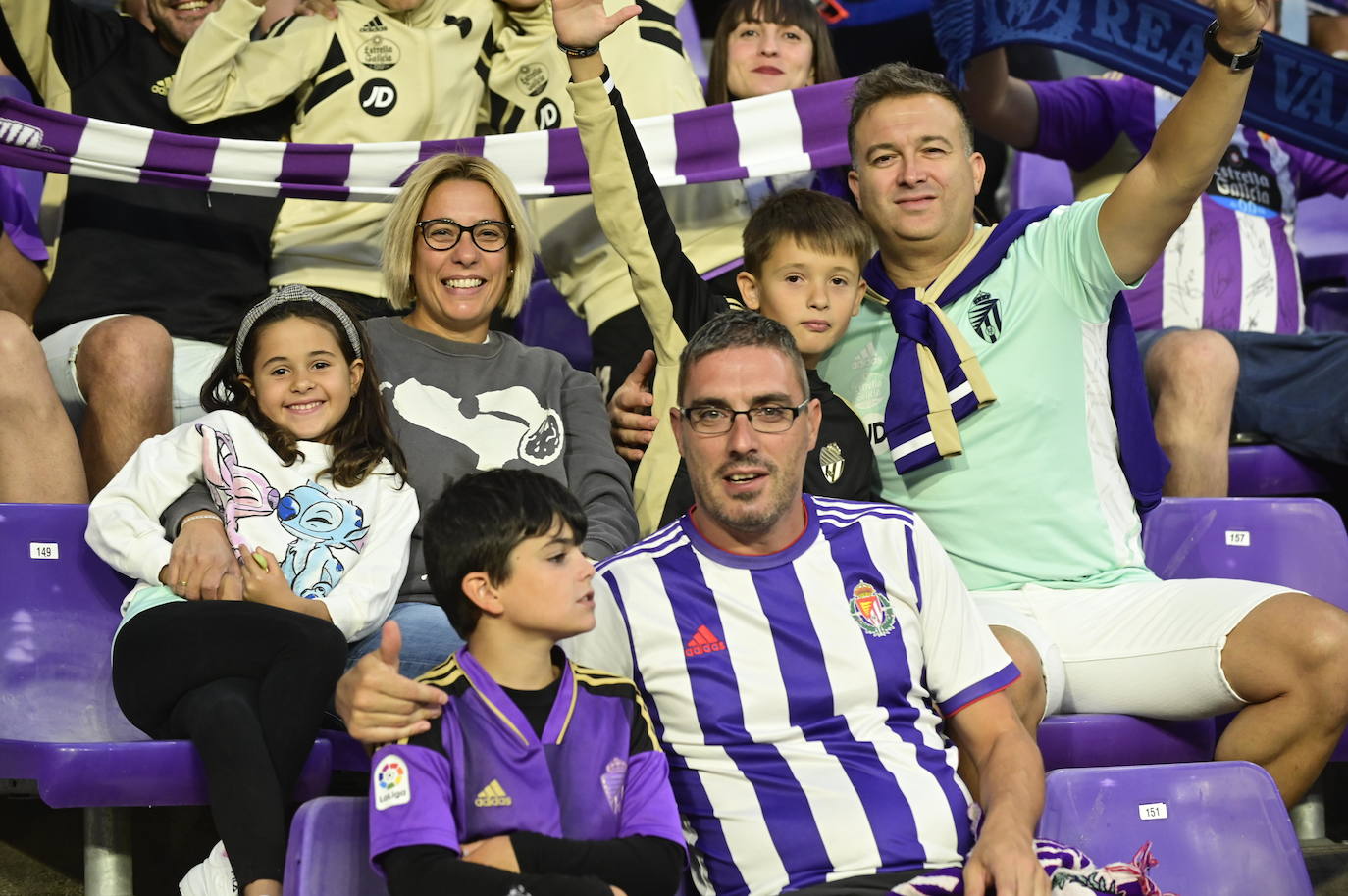 Búscate en la grada del José Zorrilla (3/4)