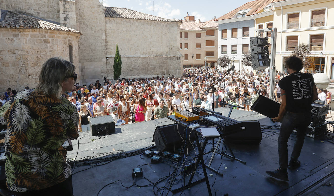 El &#039;sarao vermú&#039; multiplica la fiesta