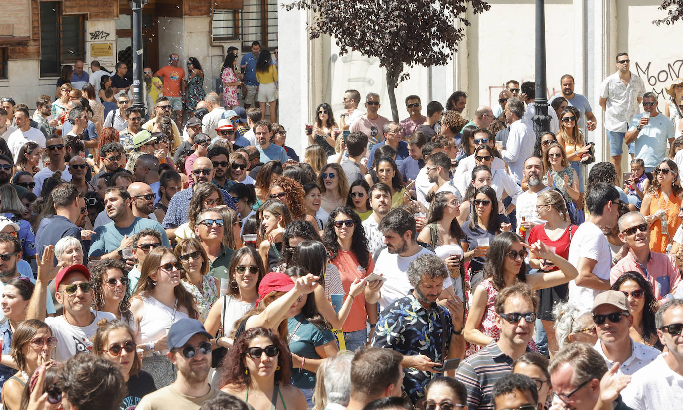 El &#039;sarao vermú&#039; multiplica la fiesta