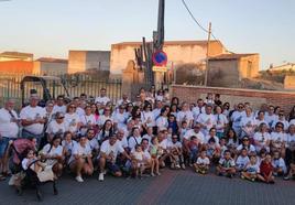 Participantes en la I Marcha contra el Cáncer de Castronuño