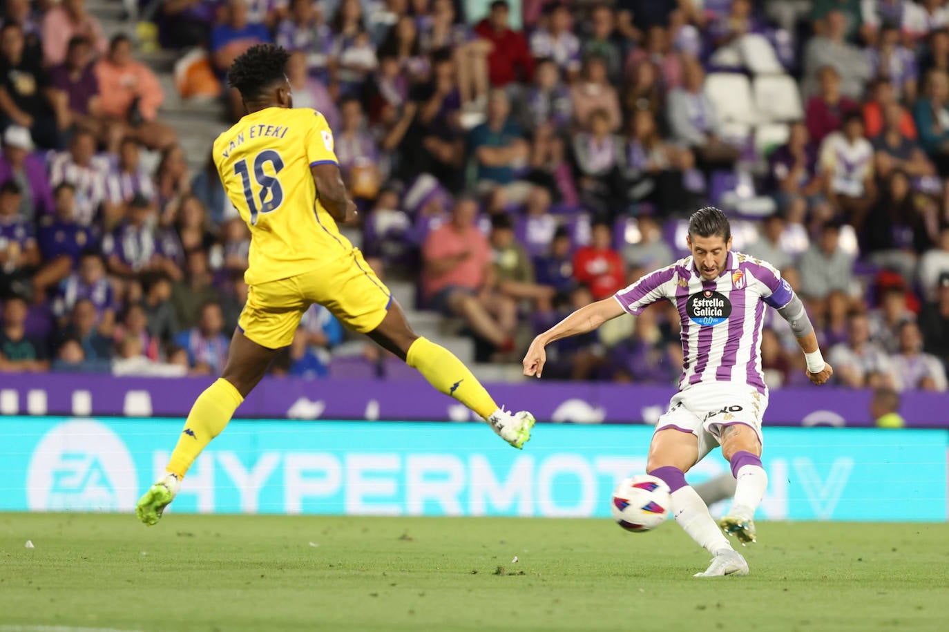 El partido entre en Real Valladolid y el Alcorcón, en imágenes (1/3)