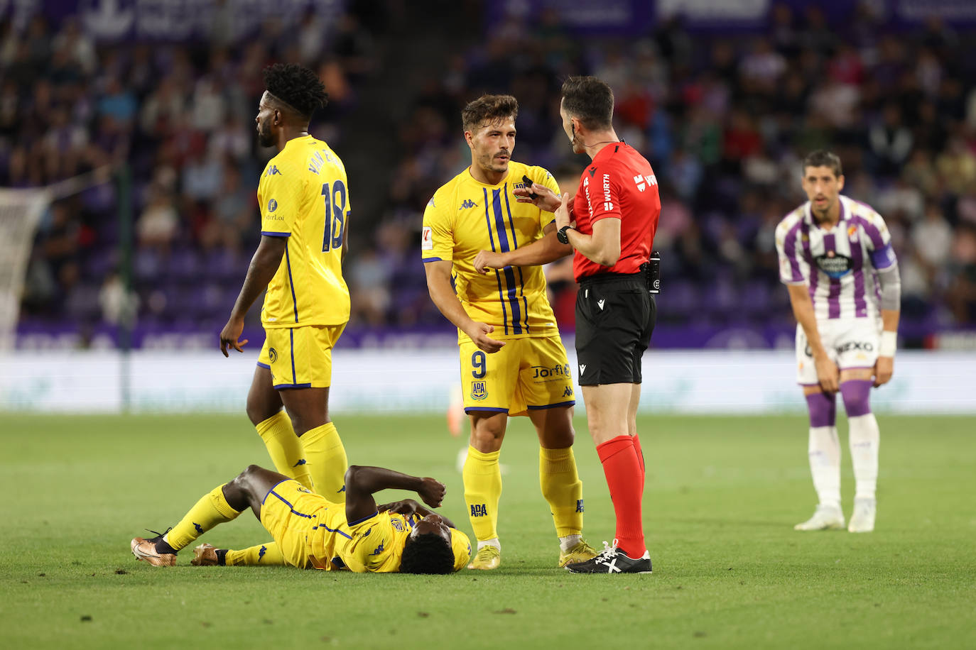 El partido entre en Real Valladolid y el Alcorcón, en imágenes (1/3)