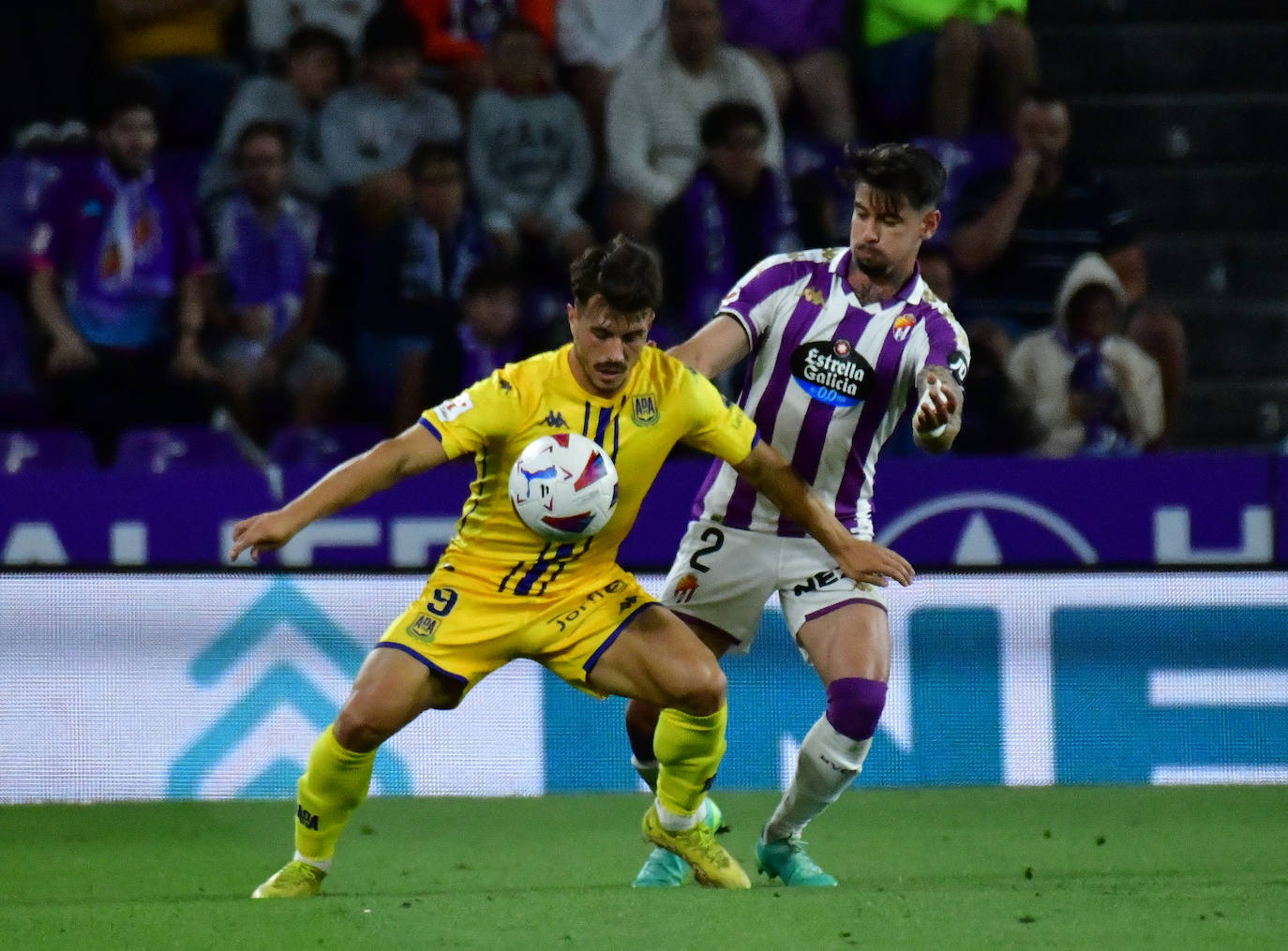 El partido entre en Real Valladolid y el Alcorcón, en imágenes (2/3)