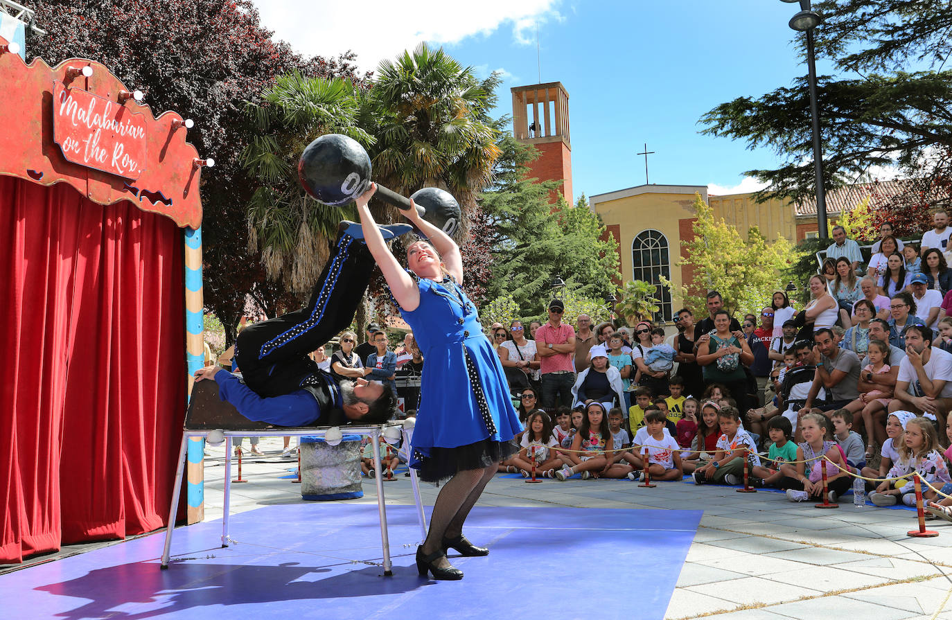 Los artistas de calle llegan a los barrios