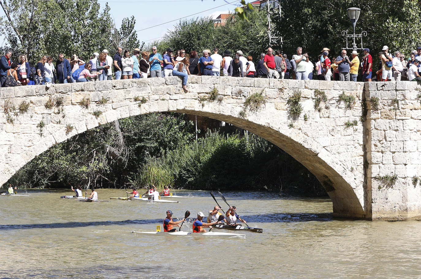 El ascenso y descenso del Carrión en piragua, en imágenes