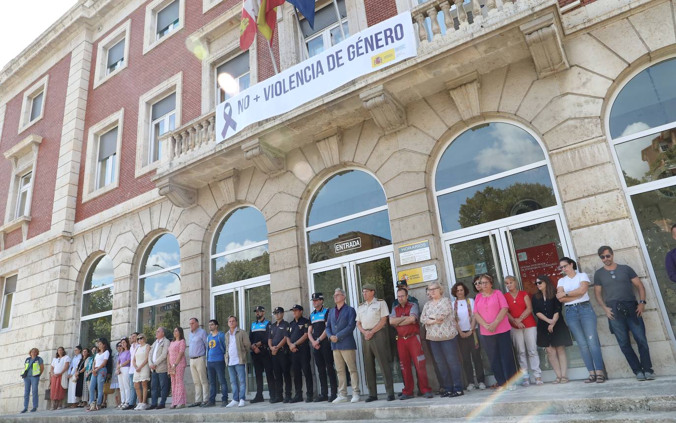 En la subdelegación del gobierno en Palencia también mostraron su repulsa por el crimen de Béjar.