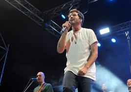 Un momento del concierto de Taburete en Laguna de Duero.