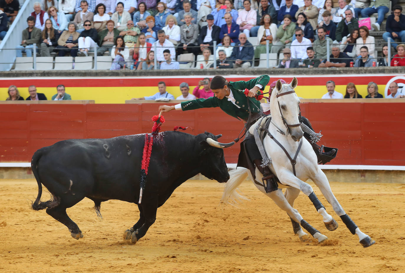 Corrida de rejones el día de San Antolín