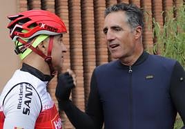 Miguel Induráin charla con Santamaría en la Casa Aleste.