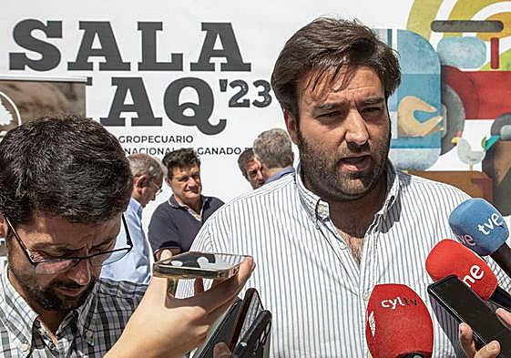 Unión por la Ganadería de Salamanca comparece para hablar de la situación.