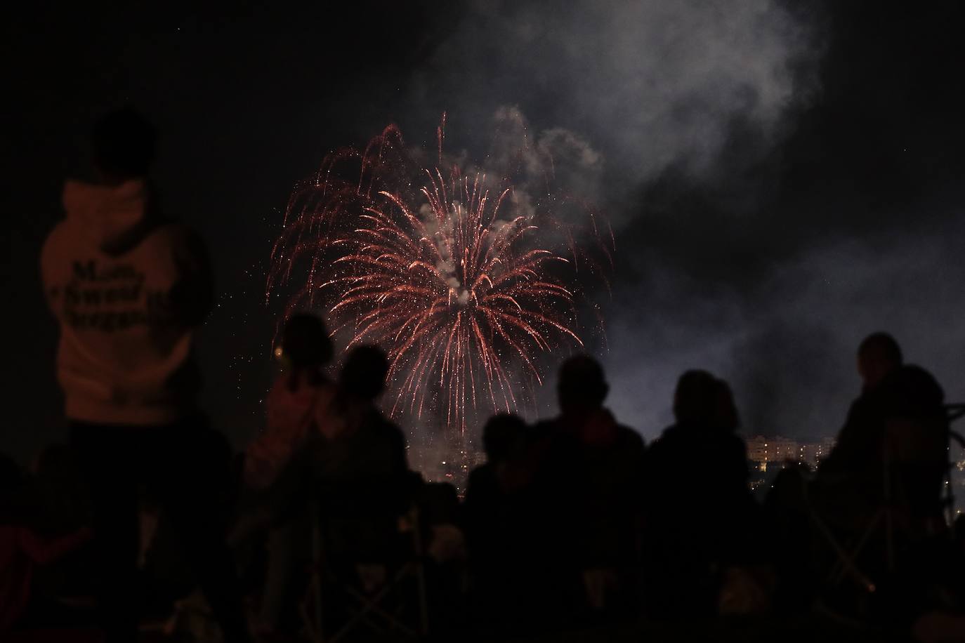 Los fuegos artificiales de la noche del martes, en imágenes