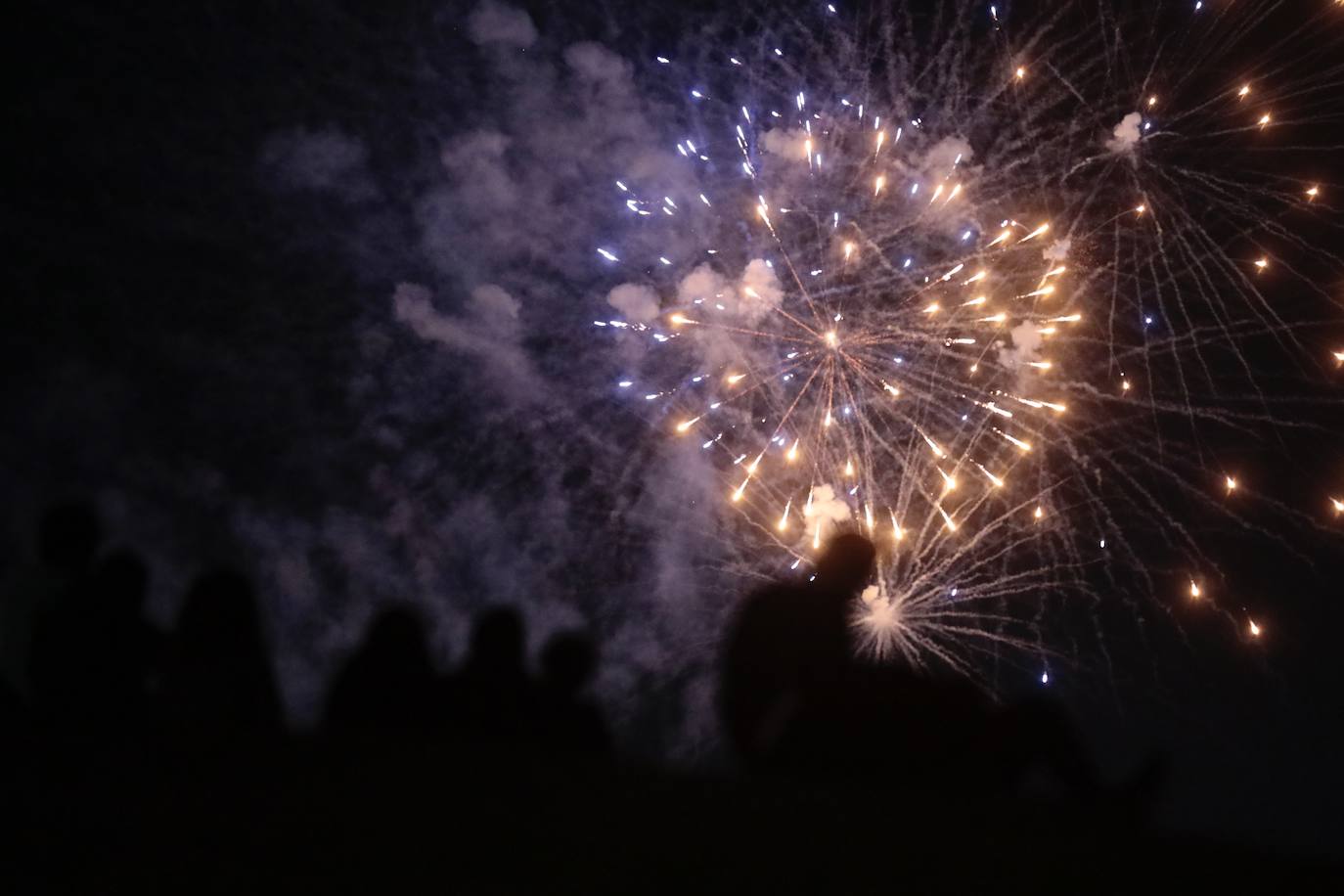 En imágenes, los fuegos artificiales del lunes 4 de septiembre