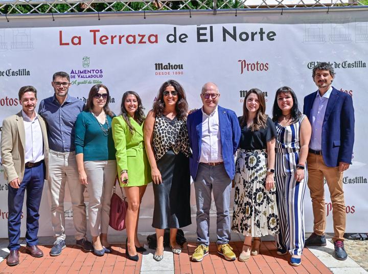 Roberto Rodríguez, Sergio de la Cruz, Rosana Toquero, Cristina Gusurreta, Rebeca de Miguel, Luis Ángel Rodríguez, Laura Gobernado, Marta Pérez y Jorge González.