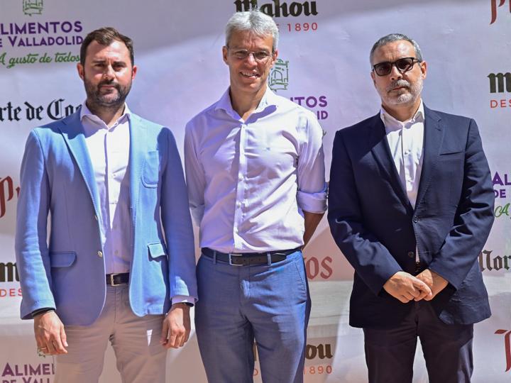 José Saura, Bruno Arias y Julián Cantalapiedra (Michelin).