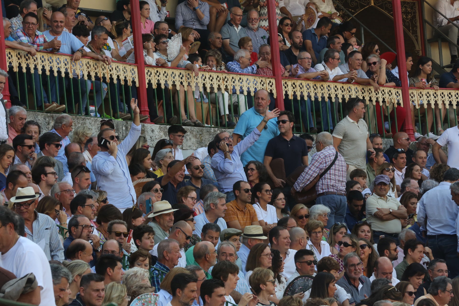 Búscate en los tendidos de la Plaza de Toros de Valladolid (2 de 2)