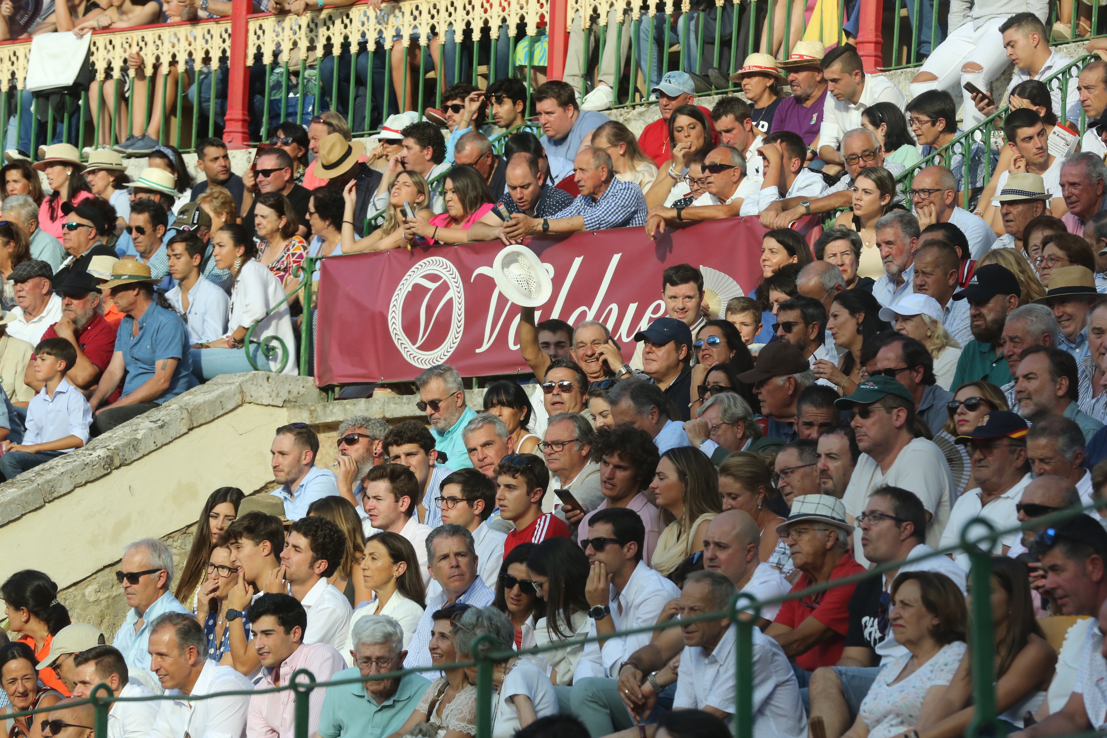 Búscate en los tendidos de la Plaza de Toros de Valladolid (2 de 2)