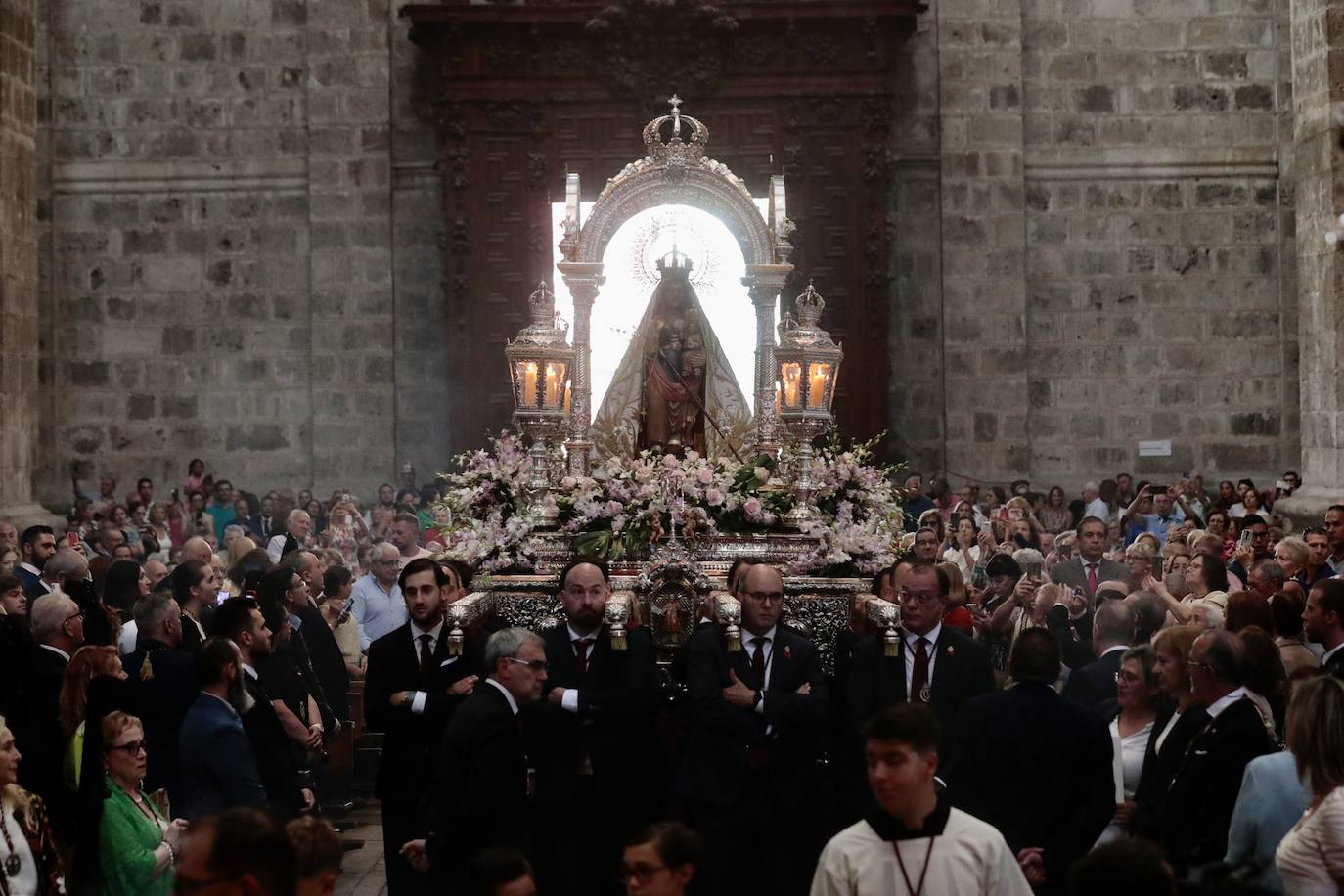 Misa y procesión de Nuestra Señora de San Lorenzo en las Fiestas de Valladolid