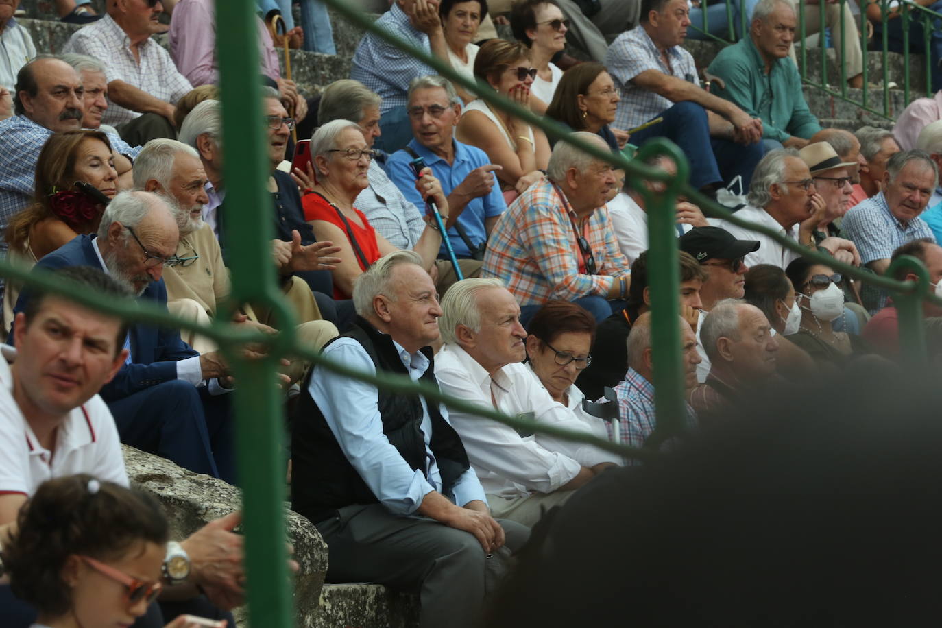 Búscate en los tendidos de la Plaza de Toros de Valladolid (2 de 2)