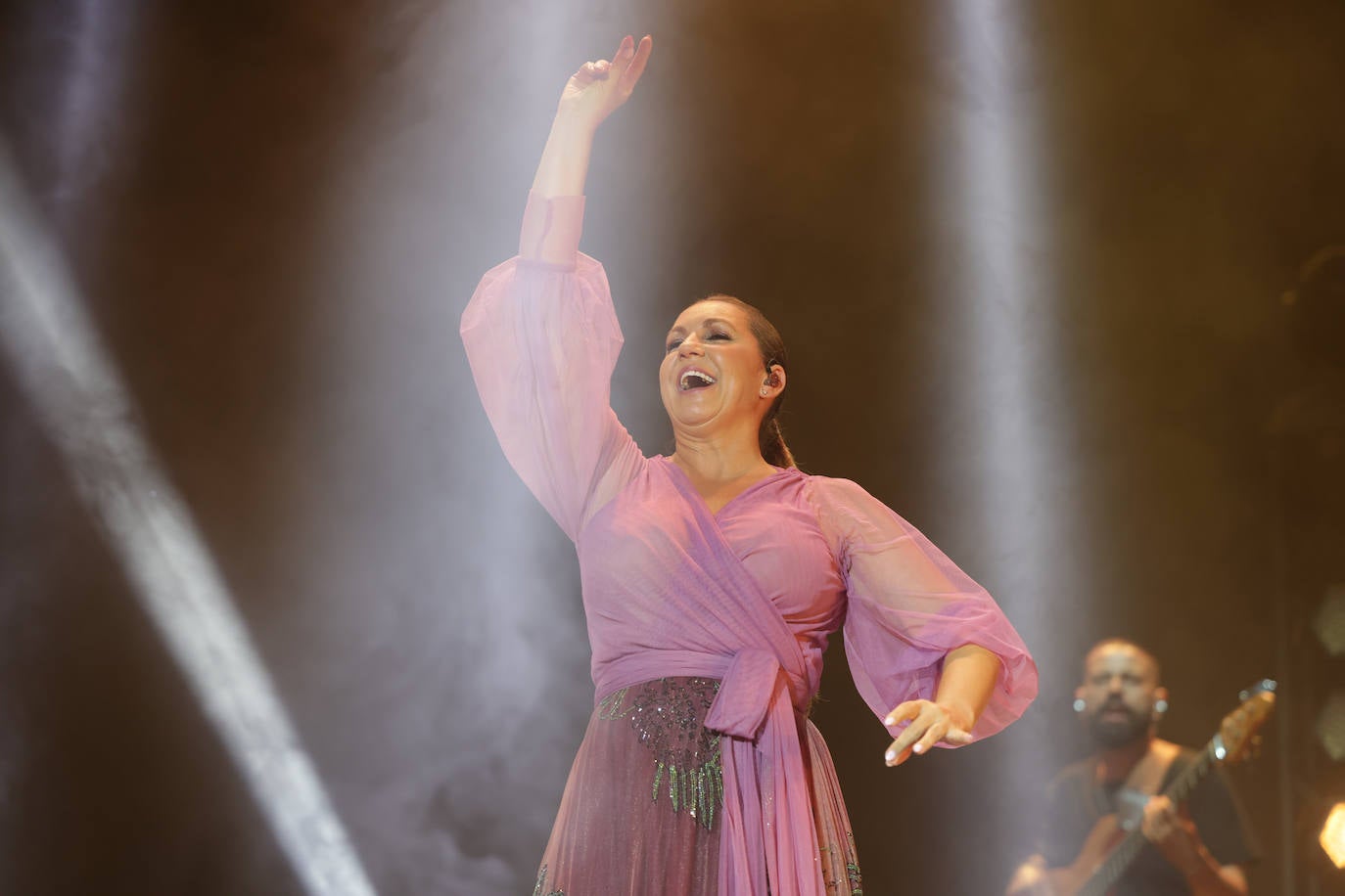 Antonio Carmona y Niña Pastori en sus conciertos de la Plaza Mayor de Valladolid