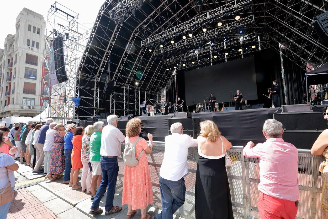 Actuación de La Banzanca en las Fiestas de Valladolid