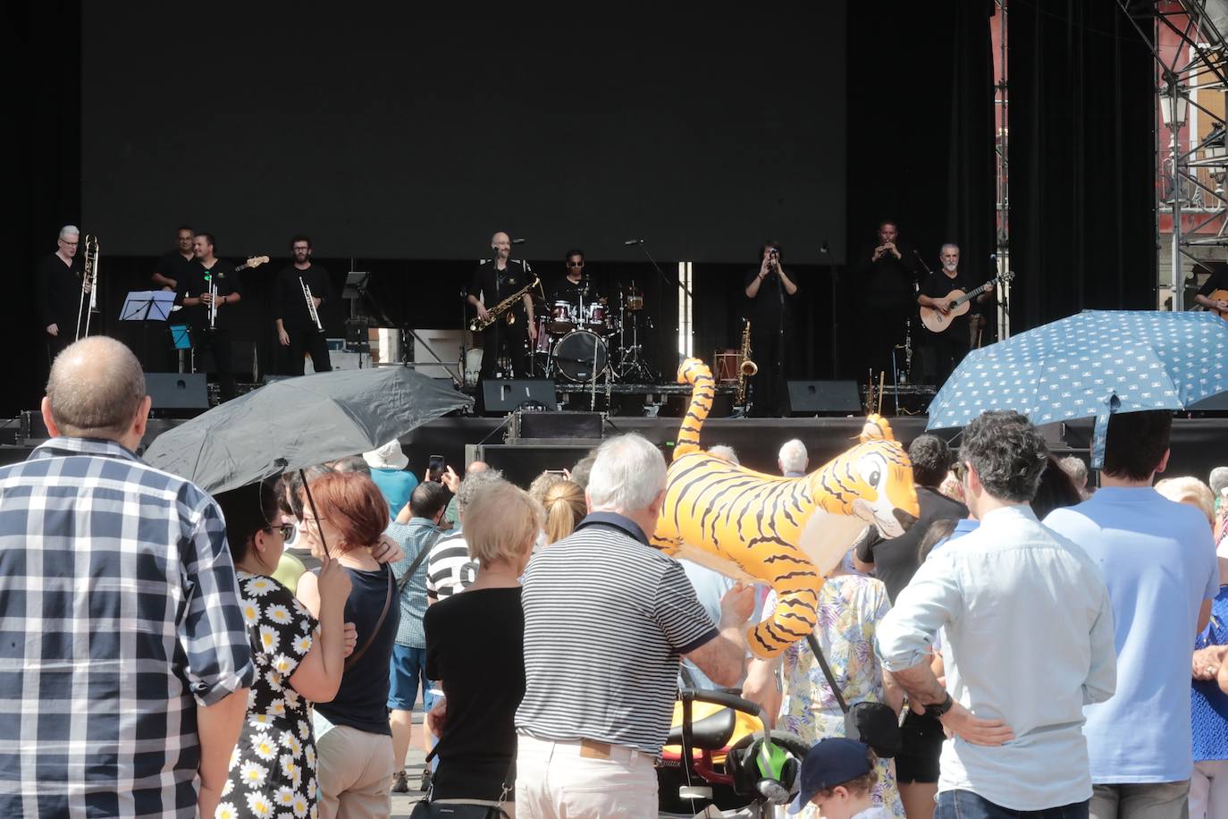 Actuación de La Banzanca en las Fiestas de Valladolid