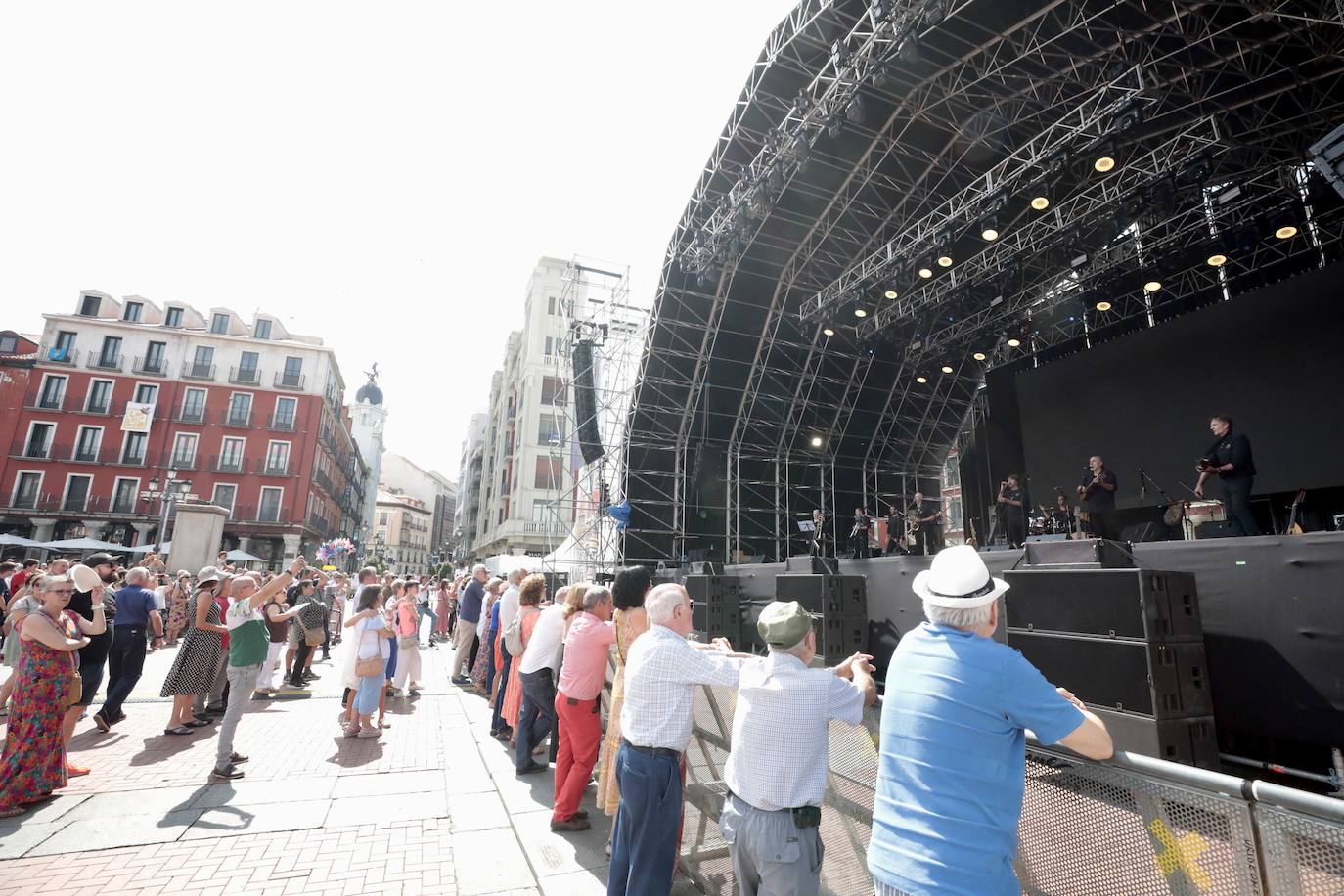 Actuación de La Banzanca en las Fiestas de Valladolid