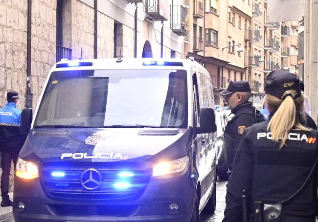 Llegada de Rini a los juzgados de Valladolid, tras su última detención.