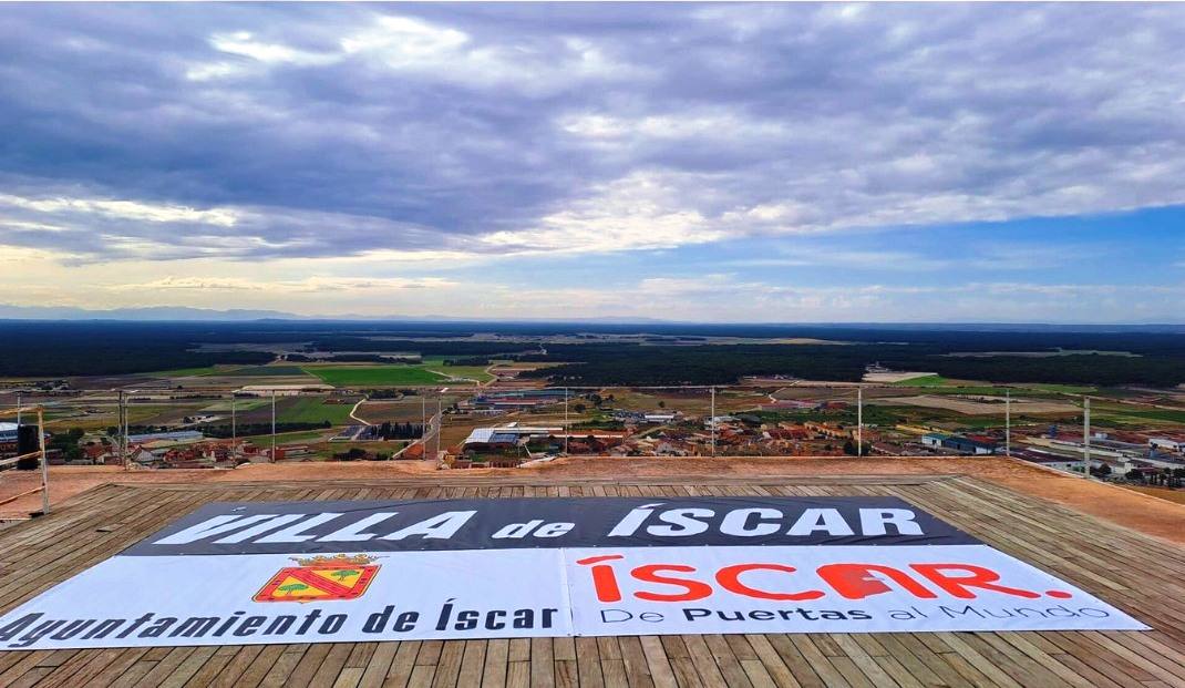 El paso de La Vuelta por Íscar, en imágenes