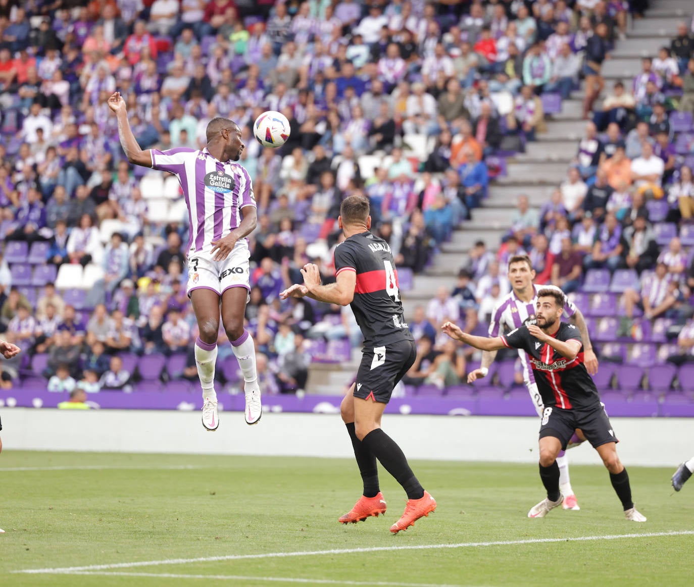 El partido entre el Real Valladolid y el Cartagena, en imágenes