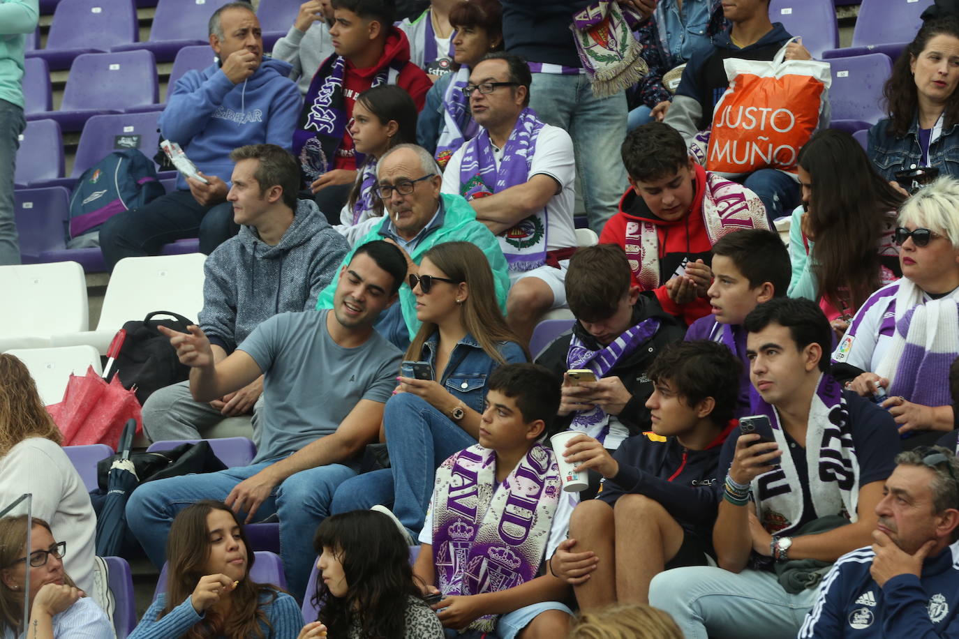 Búscate en las gradas del José Zorrilla (2/4)