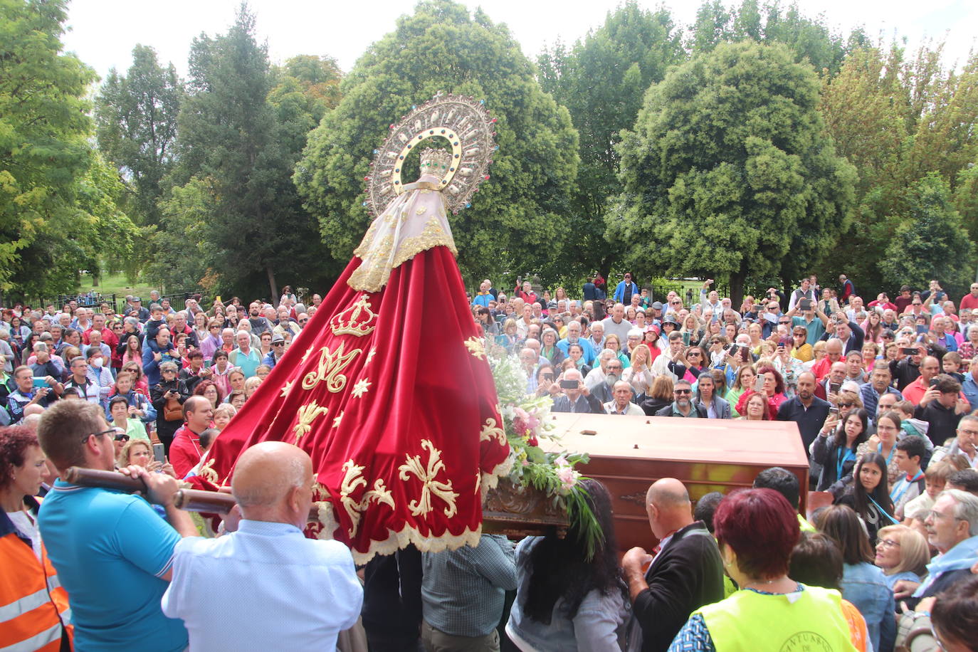 Romería de la Virgen del Henar pasada por agua