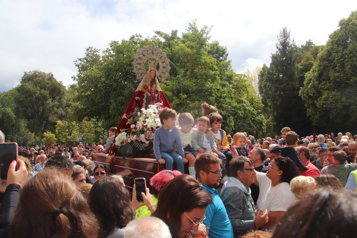 Romería de la Virgen del Henar pasada por agua