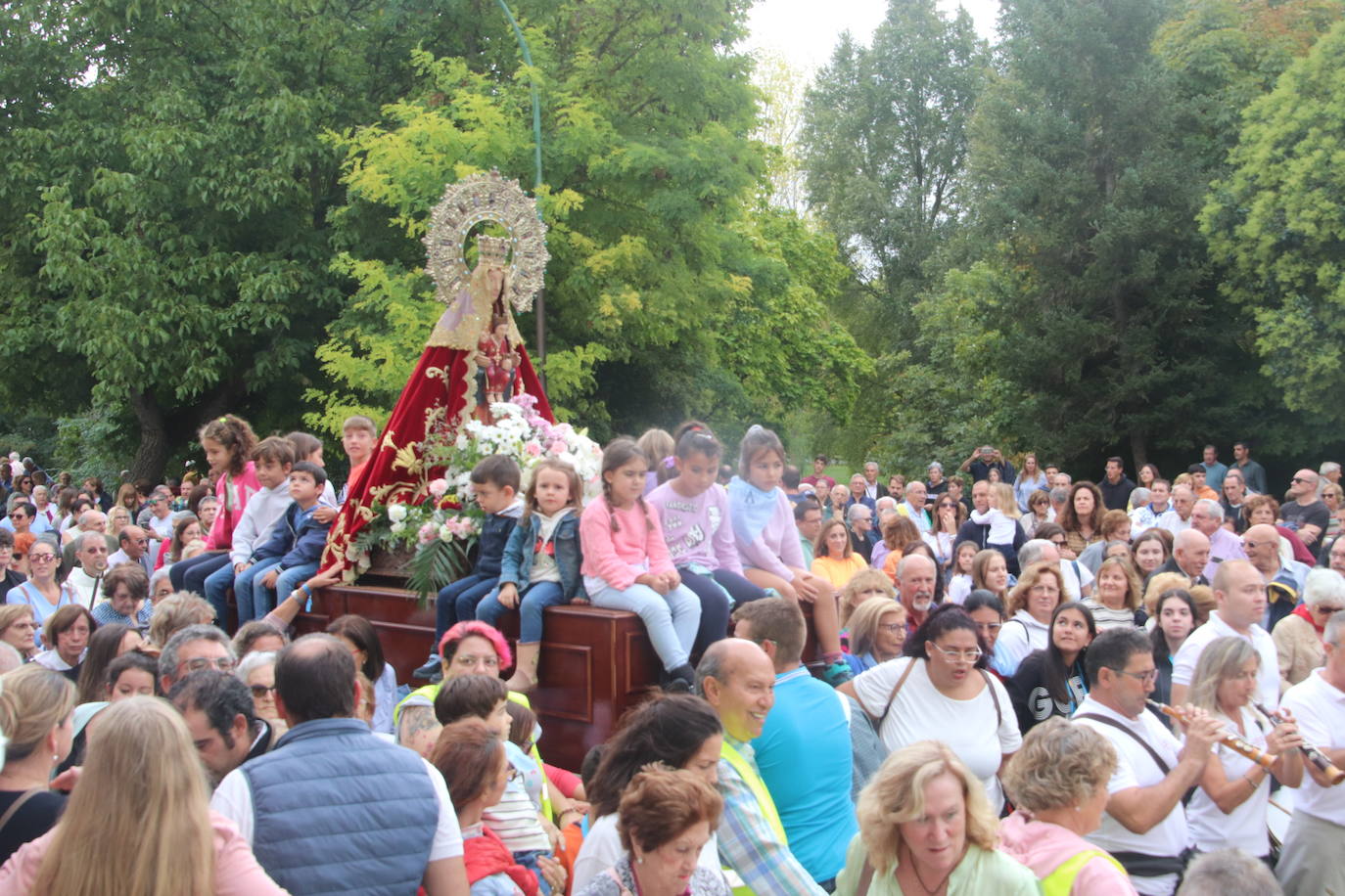 Romería de la Virgen del Henar pasada por agua