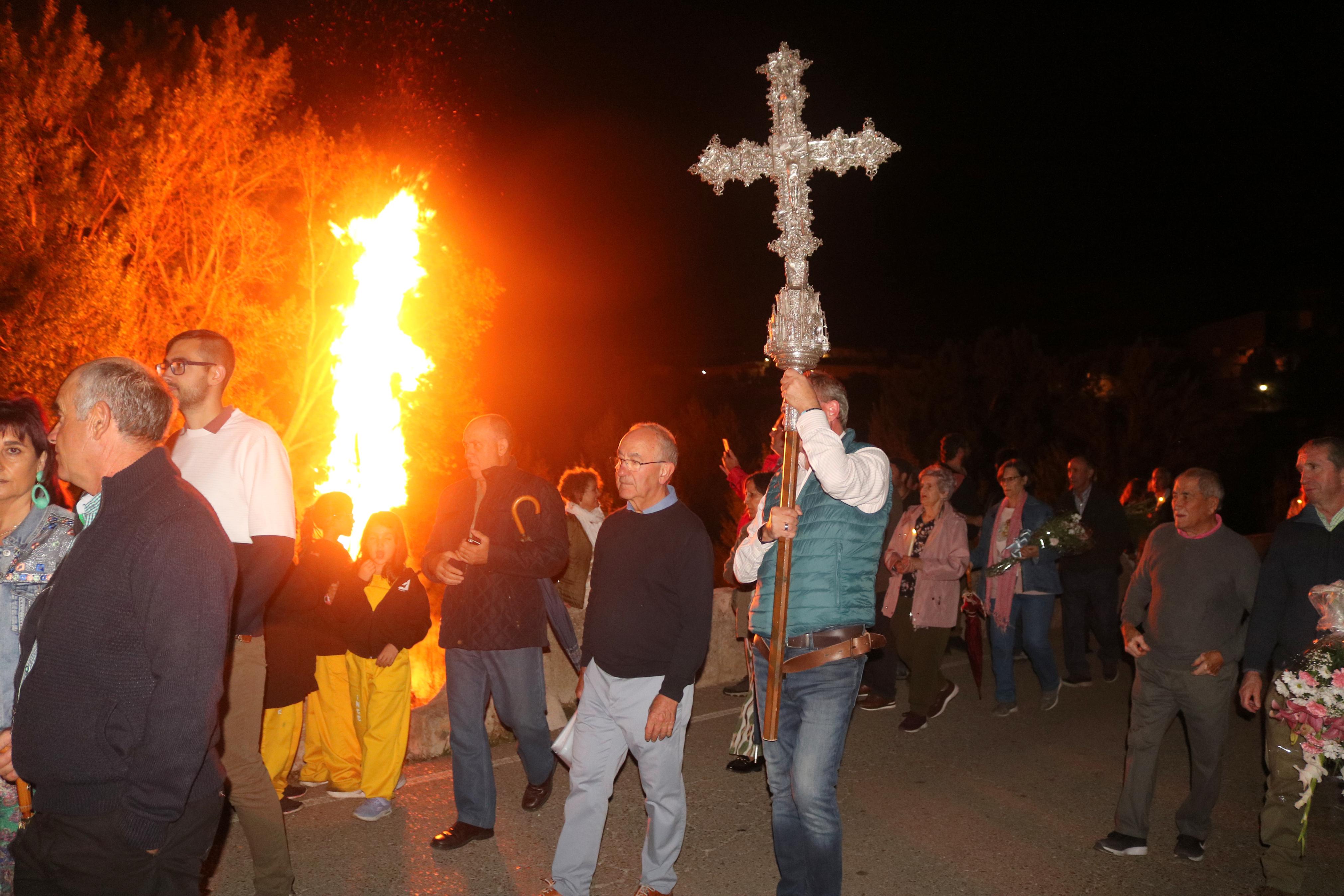 Devoción al resplandor de las hogueras en Palenzuela