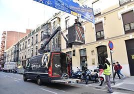 Iluminación navideña en la calle Torrecilla.