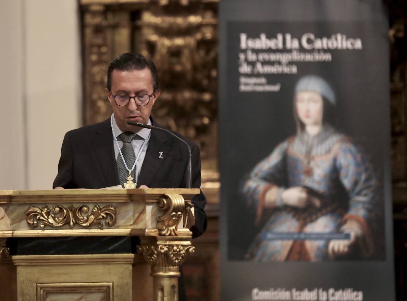 Luis Argüello es investido doctor honoris causa por la Universidad Católica de Miami