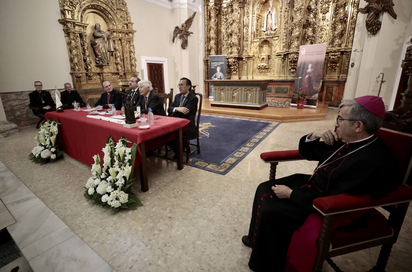 Luis Argüello es investido doctor honoris causa por la Universidad Católica de Miami