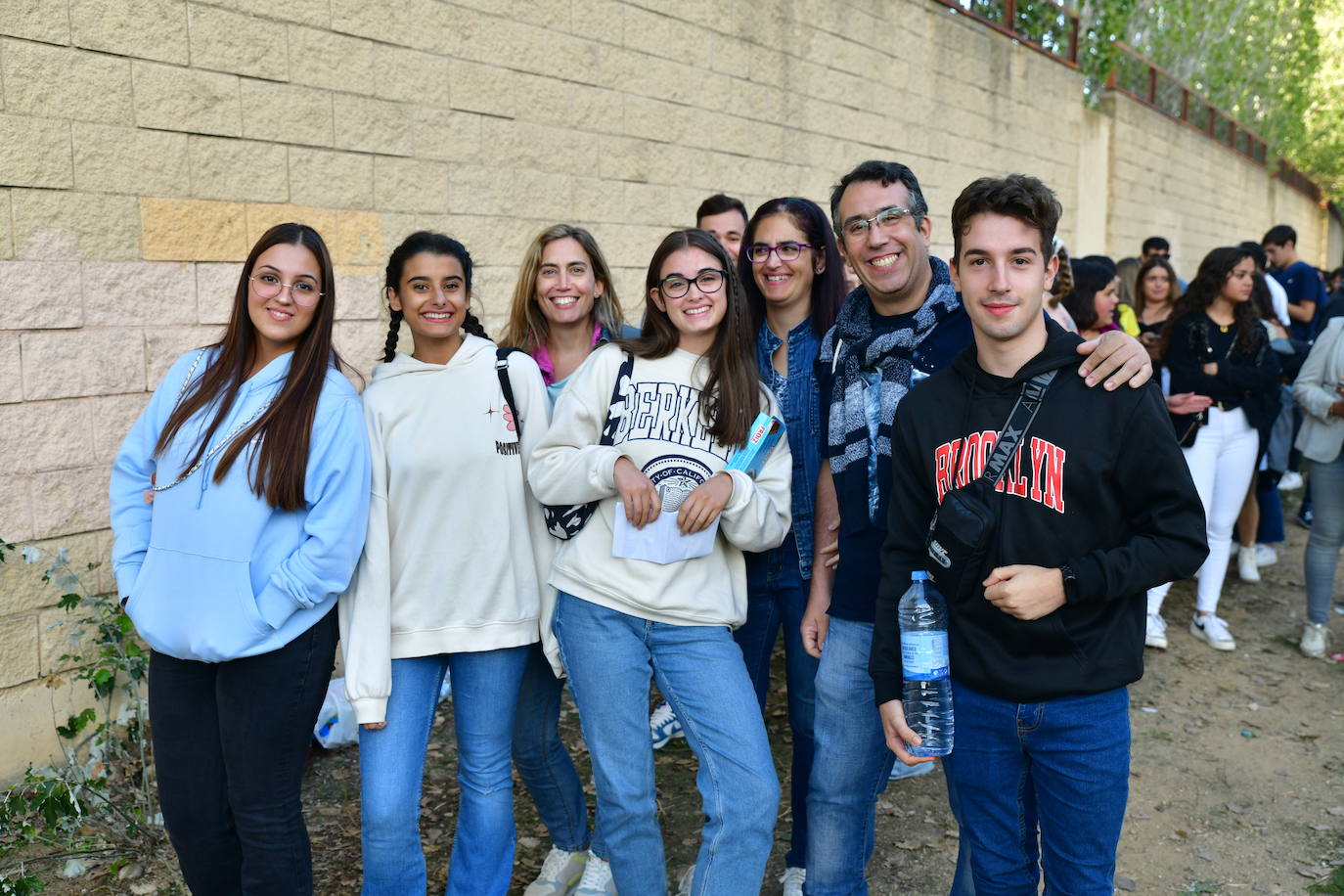 Las colas del concierto de Quevedo en Valladolid, en imágenes (2/2)