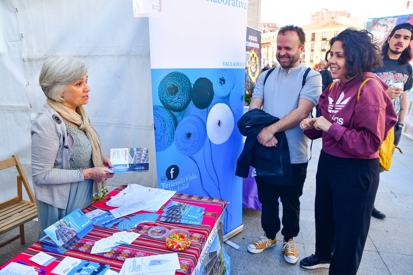 La fiesta de las asociaciones de vecinos de Valladolid, en imágenes