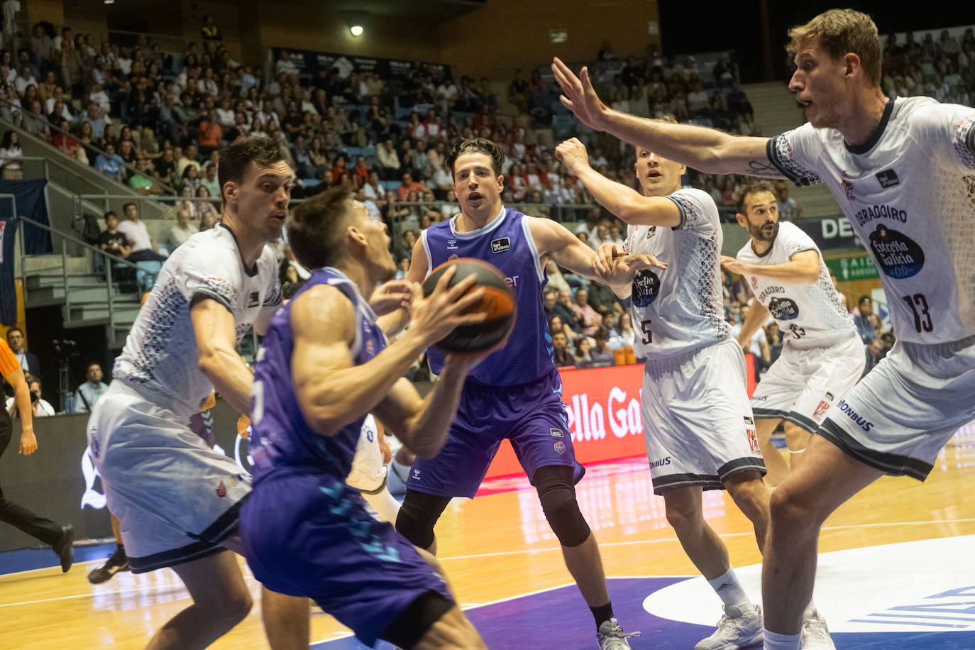 Duro estreno para el Zunder en ACB