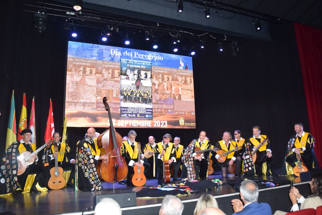 Homenaje en Guardo al peregrino