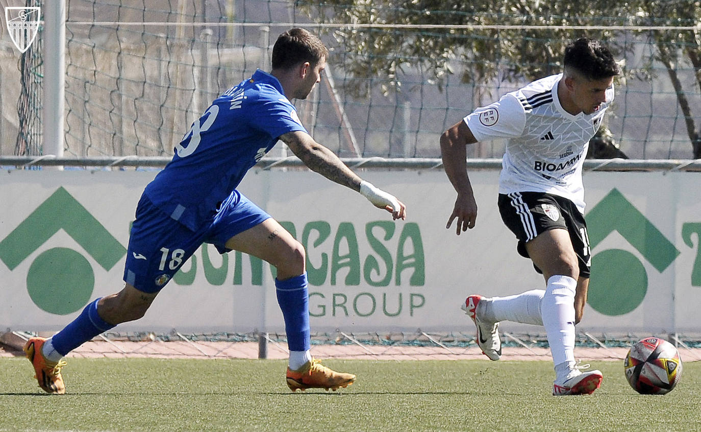 El empate entre el Getafe B y la Segoviana, en imágenes