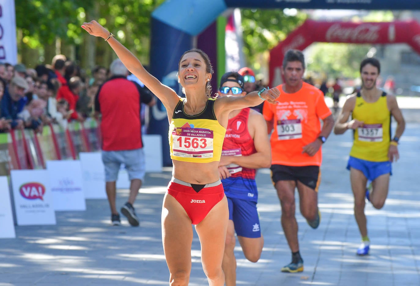 La media maratón y la legua de Valladolid, en imágenes (I)