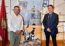 Alfonso Romo Martín, alcalde de Pedrajas de San Esteban, y Carlos Redondo, vocal de doma vaquera de la Federación Territorial de Hípica.