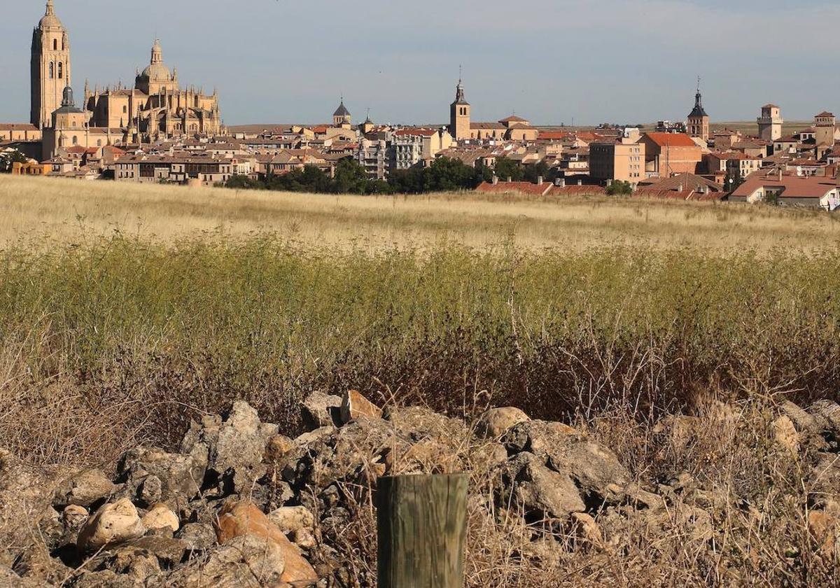 Vista de la ciudad de Segovia desde el sector de Las Lastras.