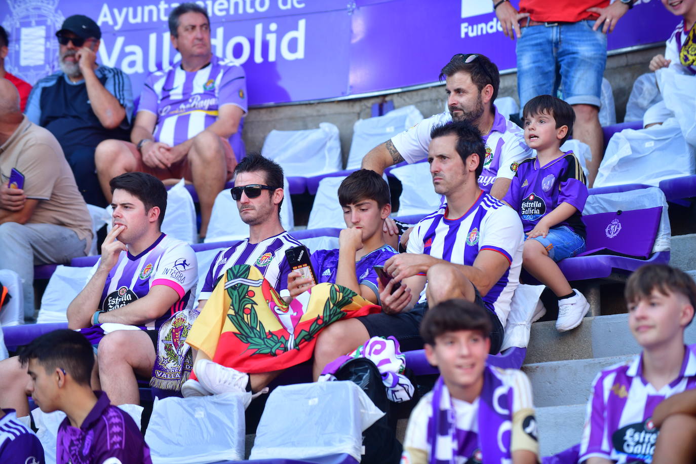 Búscate en la grada de Zorrilla (1/4)