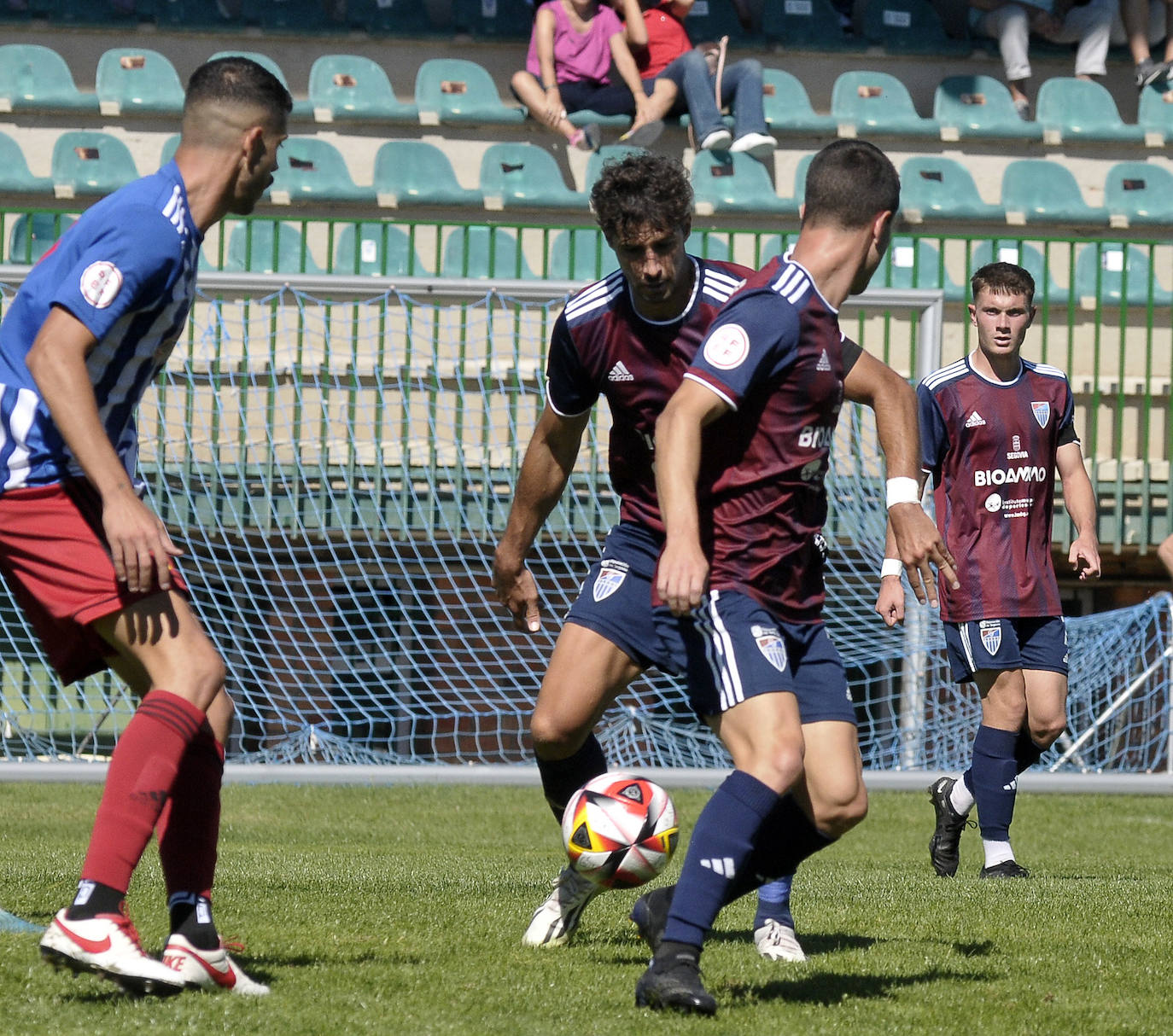 El Segoviana vs Mensajero, en imágenes (1 de 2)