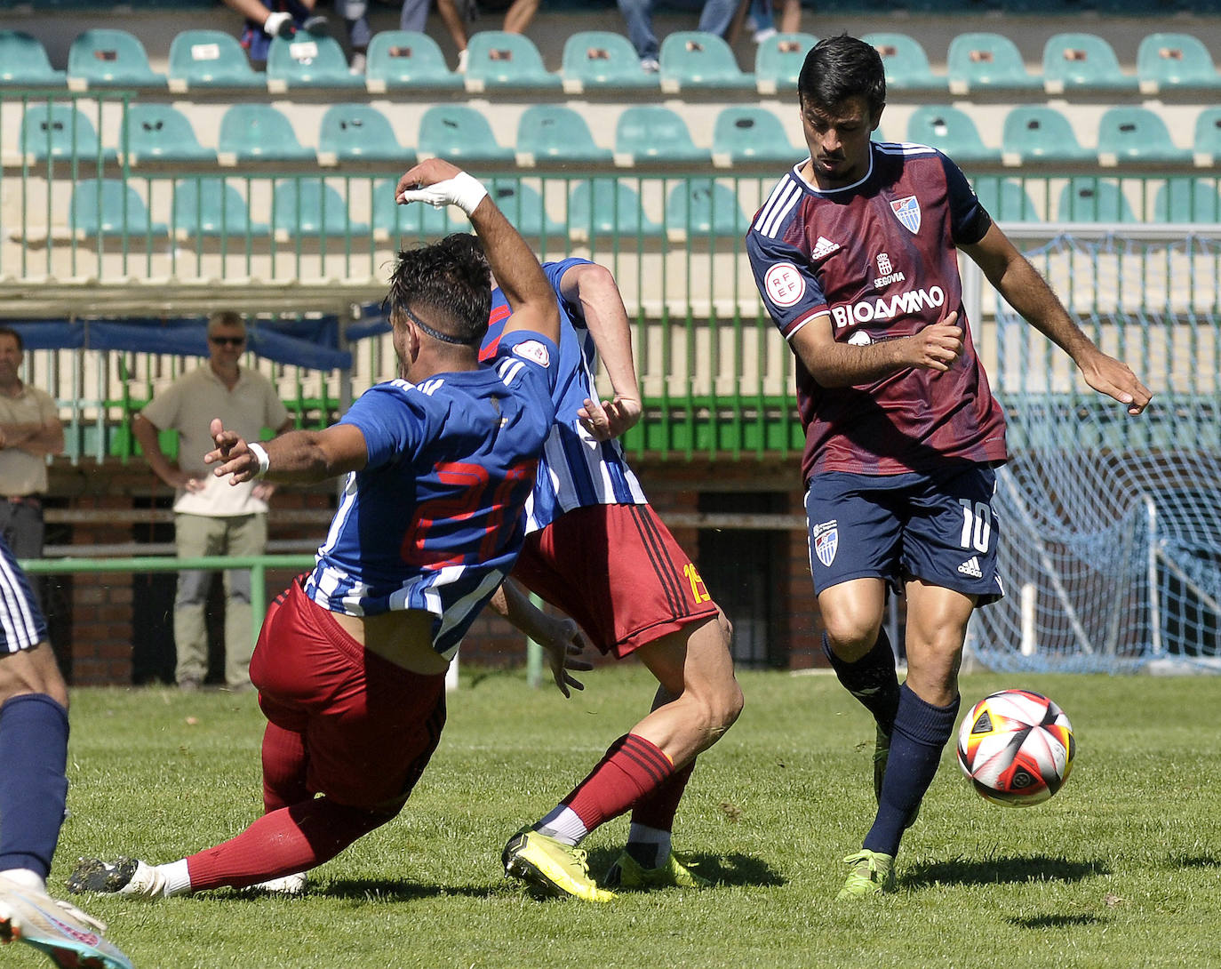 El Segoviana vs Mensajero, en imágenes (1 de 2)