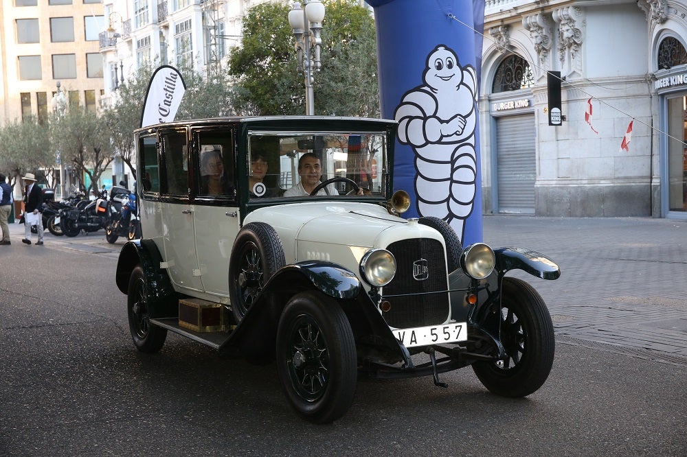 Galería de fotos | Llegada de los participantes al Valladolid Motor Vintage 1/7