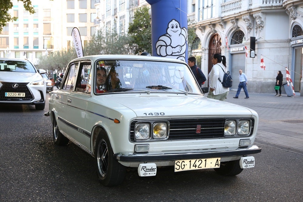 Galería de fotos | Llegada de los participantes al Valladolid Motor Vintage 1/7